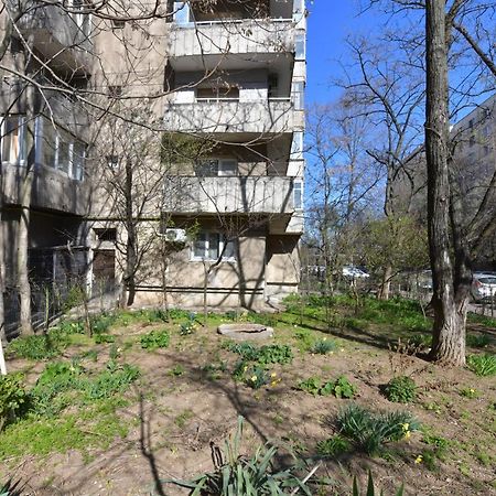 Appartamento Luxury Studio / Ghencea Bucarest Esterno foto
