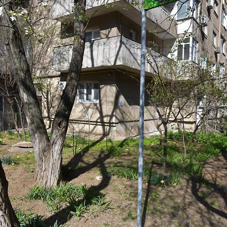 Appartamento Luxury Studio / Ghencea Bucarest Esterno foto