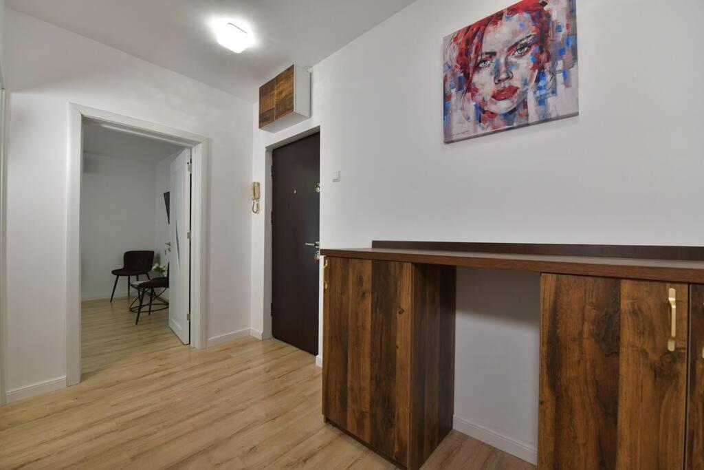 Appartamento Luxury Studio / Ghencea Bucarest Esterno foto